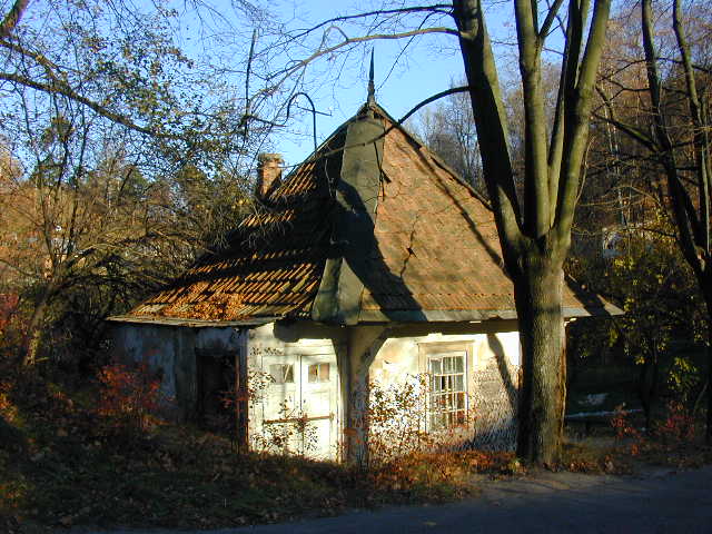 Vasaros g. 5, Vilnius