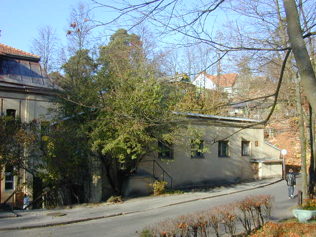Vasaros g. 5, Vilnius