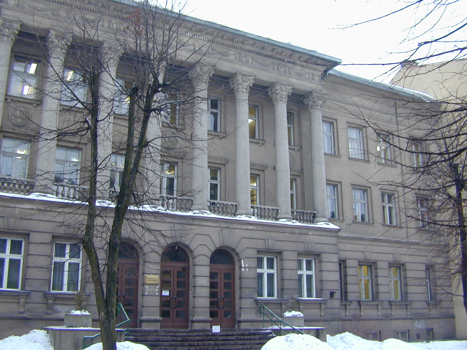Vėsos g. 7, Vilnius